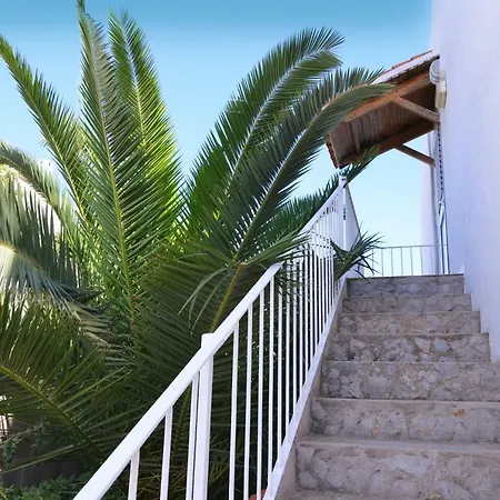 Apartamentos Casa Franziska Talamanca  Exterior foto